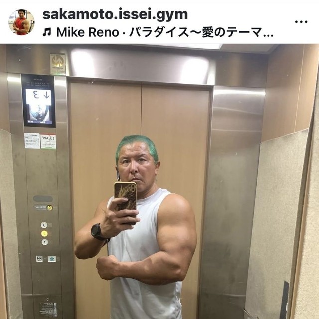 逆サイドもムキムキ＝坂本一生（＠sakamoto.issei.gym）さんのインスタグラムより