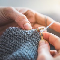 編み物　※画像はイメージです（Patrick Daxenbichler/stock.adobe.com）