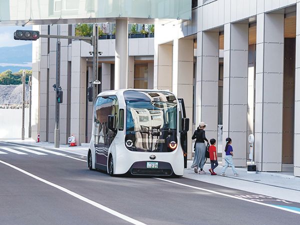 トヨタ「ウーブン・シティ」で体験、ロボットがいる未来の暮らしって？