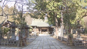 仙台藩伝統の仙台門松　伊達政宗をまつる青葉神社に設置