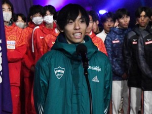 ラグビー - 早稲田ラグビーの新主将・齋藤直人は競争を求めるSH