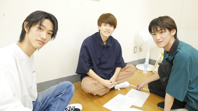 左から塚木さん、明石侑成（あかし・ゆうせい）さん石原月斗（いしはら・ゆえと）さん
