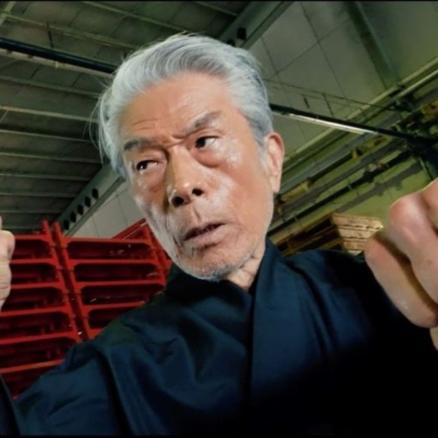 映画『夢物語 The Living Dragon』より