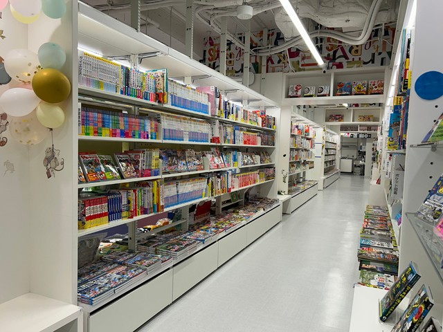 児童書を含む絵本１５０００冊がずらり（提供：わかさ生活）