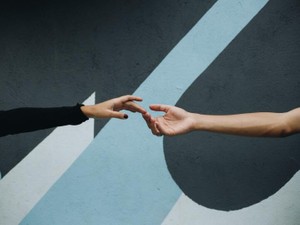 手話という言葉を持つだけで、救われた。ずるい願いだが、共犯者がほしい