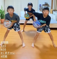 お姉ちゃんも一緒にシンクロチャレンジ！（提供：＠yunana.0727さん）
