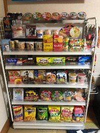 自宅にコンビニを作った男性が話題に（つかおさん提供）