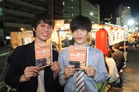 「博多屋台パスポート」を企画した田中さん（左）とサブリーダーの福田さん（右）