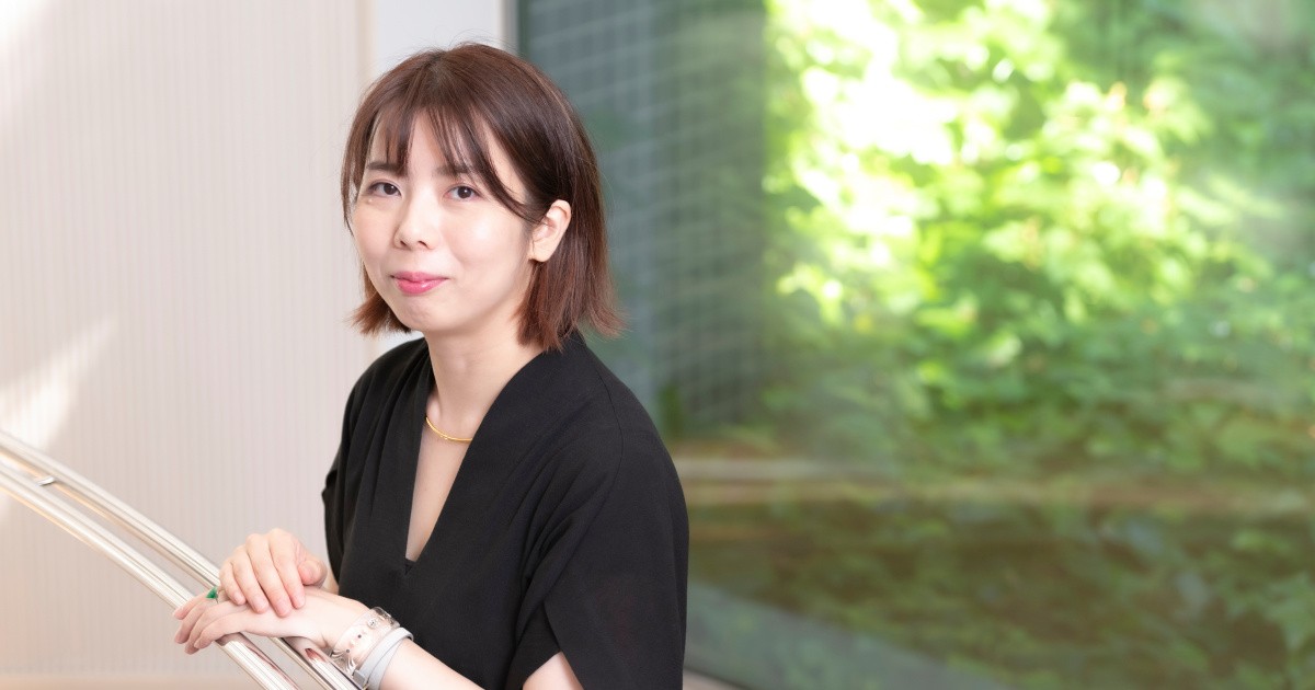 深緑野分さん「スタッフロール」インタビュー より良い芸術へ、傷ついても ｜好書好日