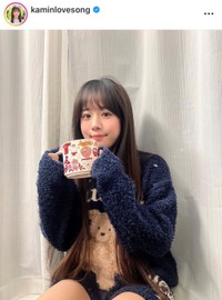 上村さや香(かみん)インスタグラム(@kaminlovesong)より