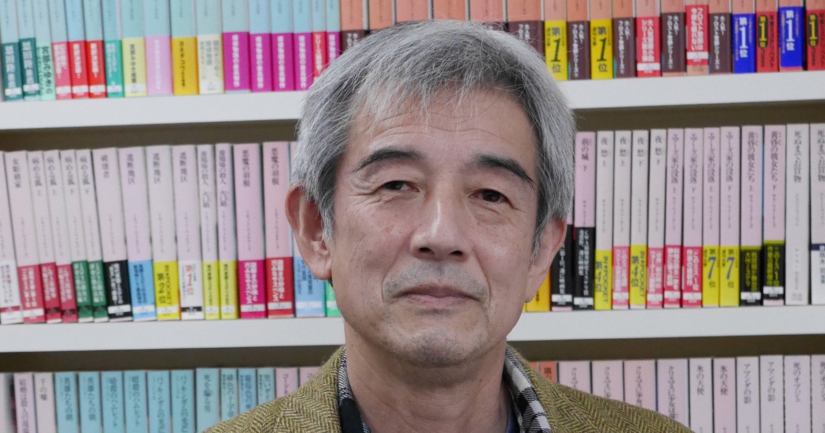 小森収さん「短編ミステリの二百年」インタビュー 乱歩から50年 