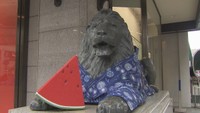 高松三越　玄関前のライオン像が…