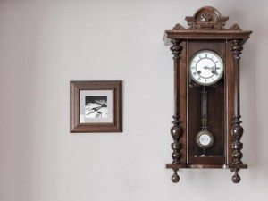 韓国のアイドルの新しいアルバムの発売日。12に近づく秒針を見て、高まる鼓動