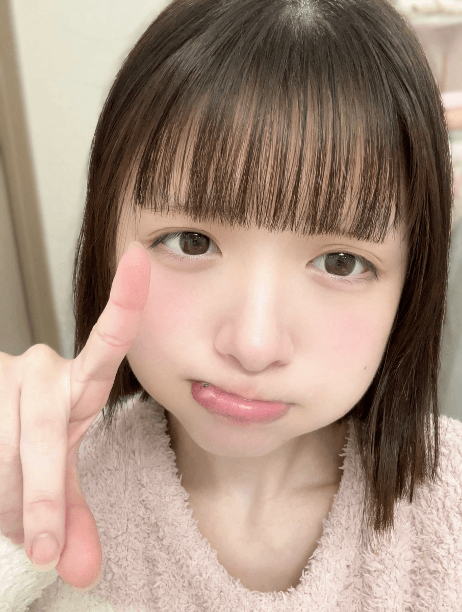 「【 観察記録 １日目 】」（三井いろは(まねきケチャ) (@mitsuiiroha)さんのＸより）