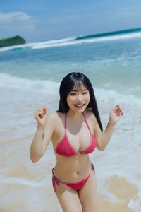 岸みゆ2nd写真集【7/16(木)発売!!】【公式】さんのX(@miyukishi_2nd）より