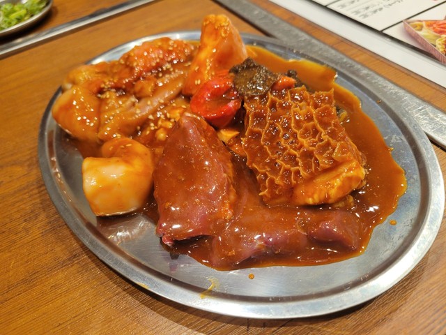 1人前450グラムがなんと1529！名物 犇盛り