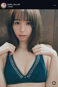 小池里奈 / Rina Koike さんのインスタグラム(@koike_rina_93)より