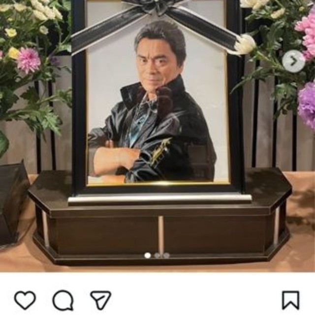 大葉健二さんの遺影＝渡洋史のインスタグラム＠watariban2003より