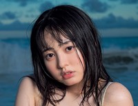 白濱美兎「週刊 SPA!」（扶桑社）2025年9月30日号より＝撮影：唐木貴央 ヘアメイク：新井祐美子 スタイリング：菊地文子