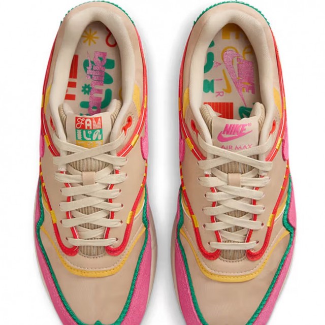 ナイキの限定盤スニーカー