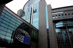 「GDPR」がやってくる　インターネットの世界を変える、世界一厳しい新ルール