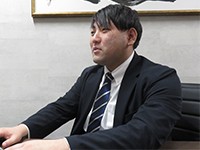 小弓場 赳夫