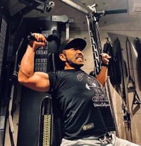 人の目気にせず、マシン使い放題