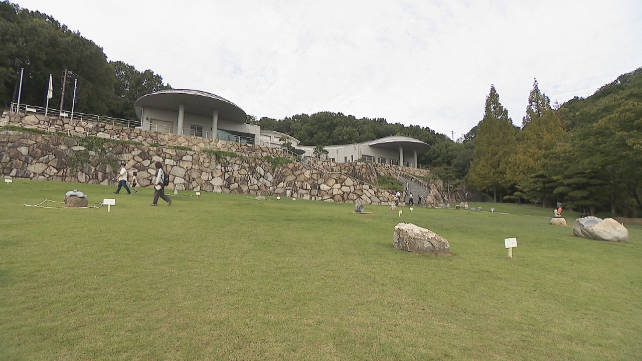 花崗岩のダイヤモンド「庵治石」の美しさに触れる企画展 香川・高松市