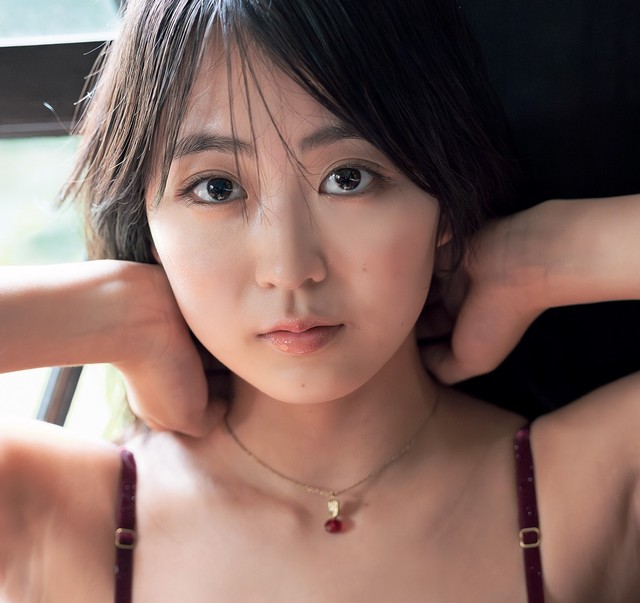 福井梨莉華（撮影／唐木貴央　ヘアメイク／中村未幸　スタイリング／KAN）