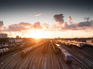 友人がいて、私を看病してくれた家族がいる街から、私は出ていく