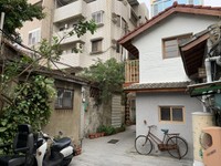 昔の日本のような町並みが残る台南市内の路地（撮影Coco）