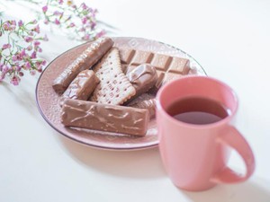 渡す相手を想いながら、初めて手作りしたチョコ。初めて買ったチョコ