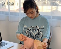 下着をプロデュースした井上咲楽