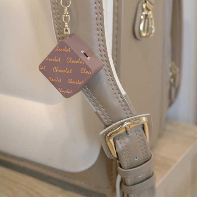 ランドセルにつけた防犯ブザーのアップ／iroさん（@iii_ro___）提供