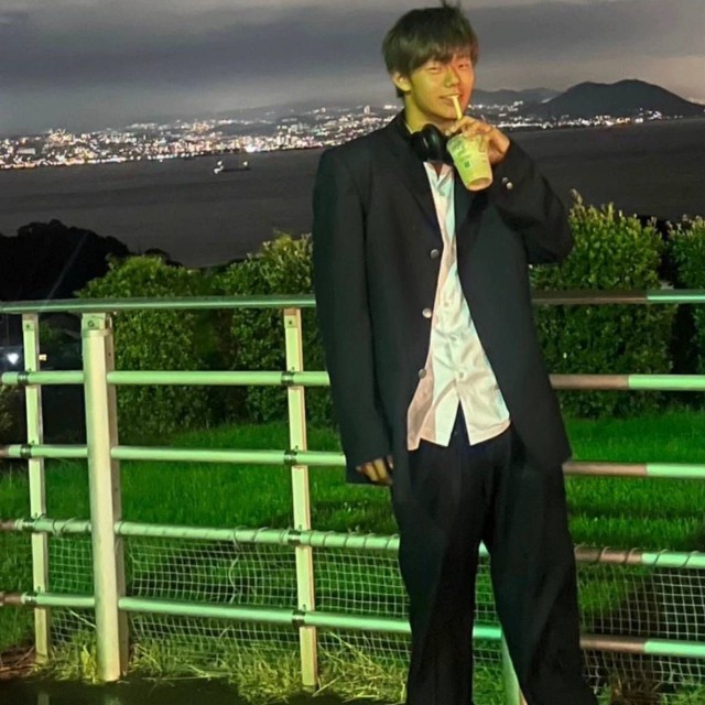 幼少期の写真から約11年後の現在の姿／川北の日常さん（@user6985533818361）提供