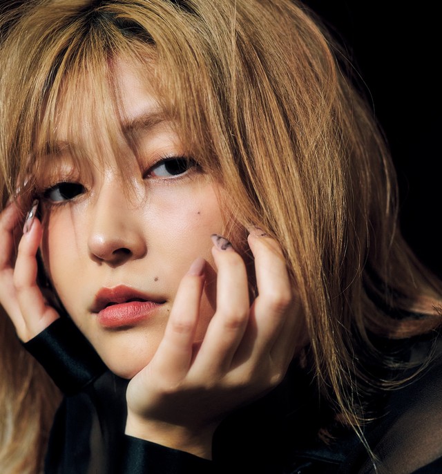 櫻井おとの（撮影：高橋慶佑　ヘアメイク：萩村千紗子　スタイリング：毛塚由恵）