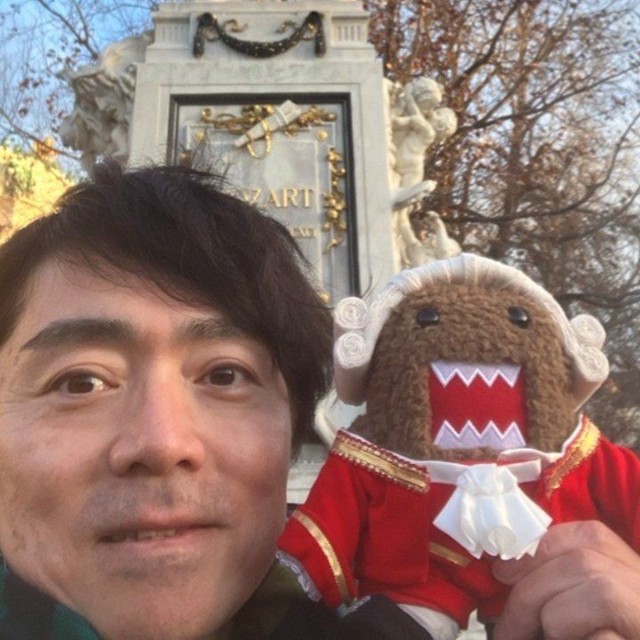 NHKアナウンサーの高瀬耕造さん（NHKのX公式アカウント「NHKアナウンス室」（@nhk_anaroom）から）