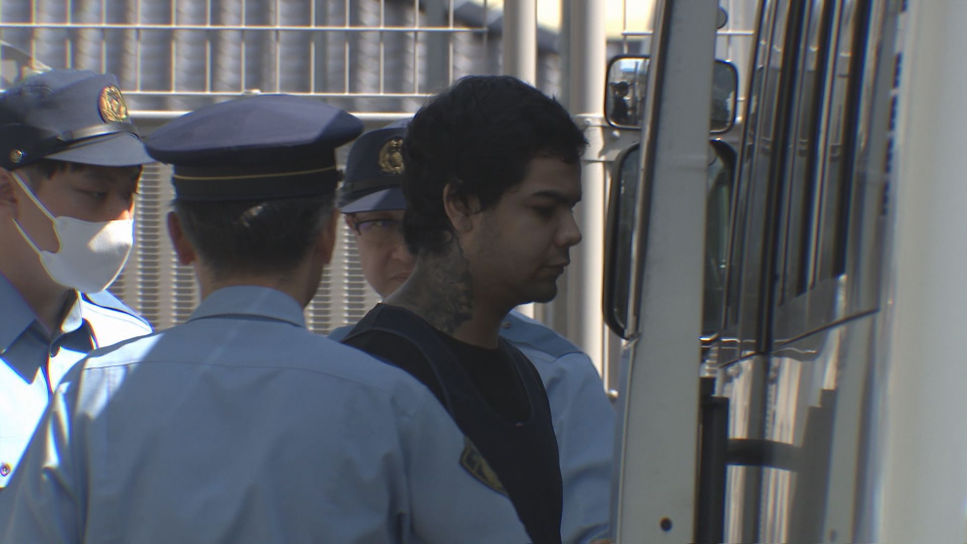 ２０００万円相当の高級車を窃盗か　ブラジル国籍の男逮捕