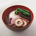 お雑煮研究家・粕谷浩子さん「私の一品」　食べるたびに驚く「甘くない小豆雑煮」