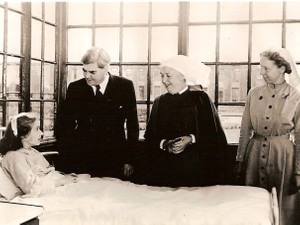 イギリス人が誇る医療制度、でも長所がそのまま短所にも　「完璧な制度」は作れない