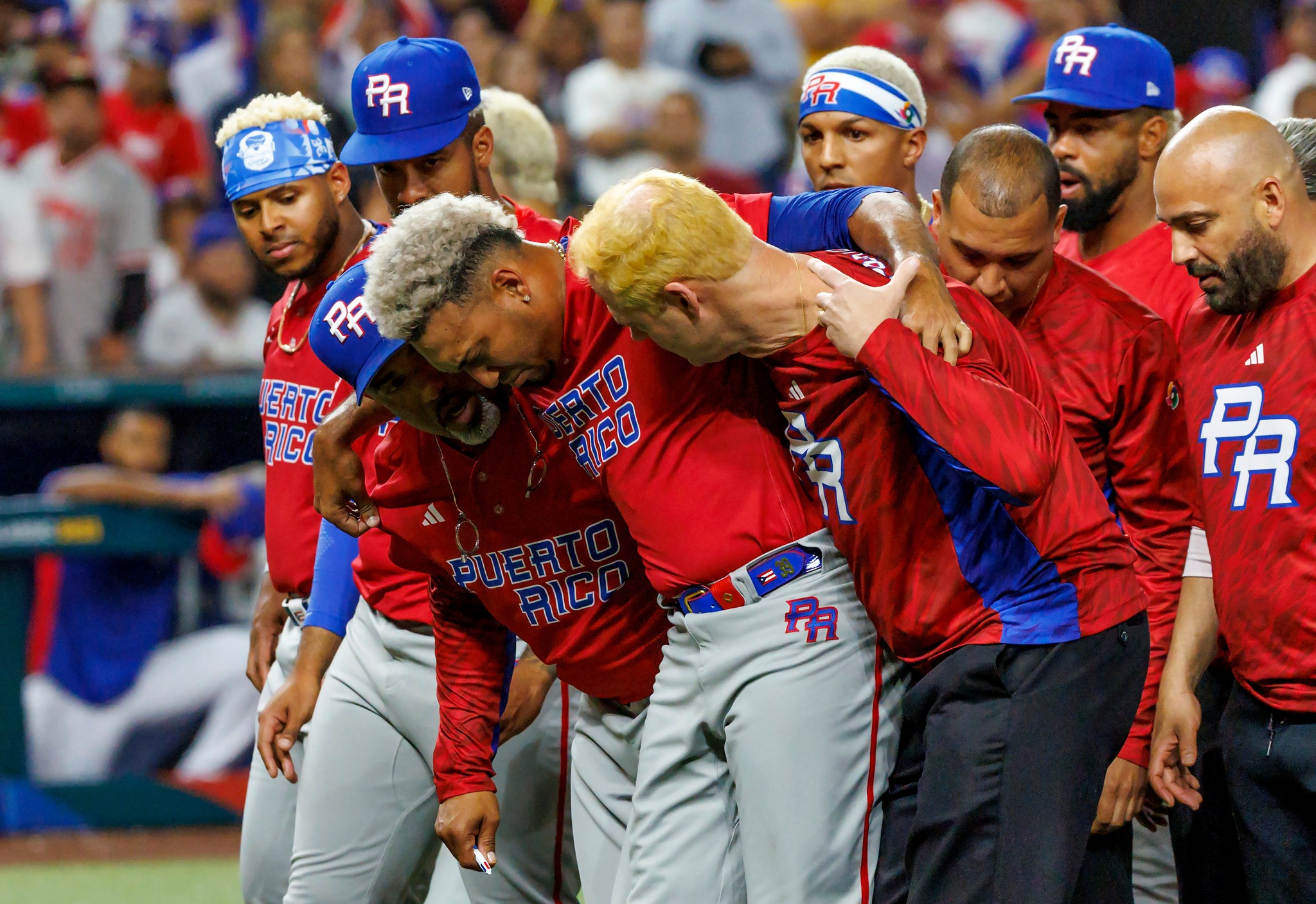 Puerto Rico bounces Venezuela from World Baseball Classic