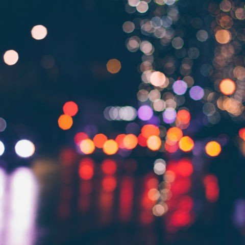 Xジェンダーの私にとって 女性らしい服はコスプレである