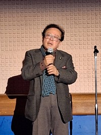 康芳夫氏について語る作家で元東京都知事、参議院議員の猪瀬直樹氏＝都内