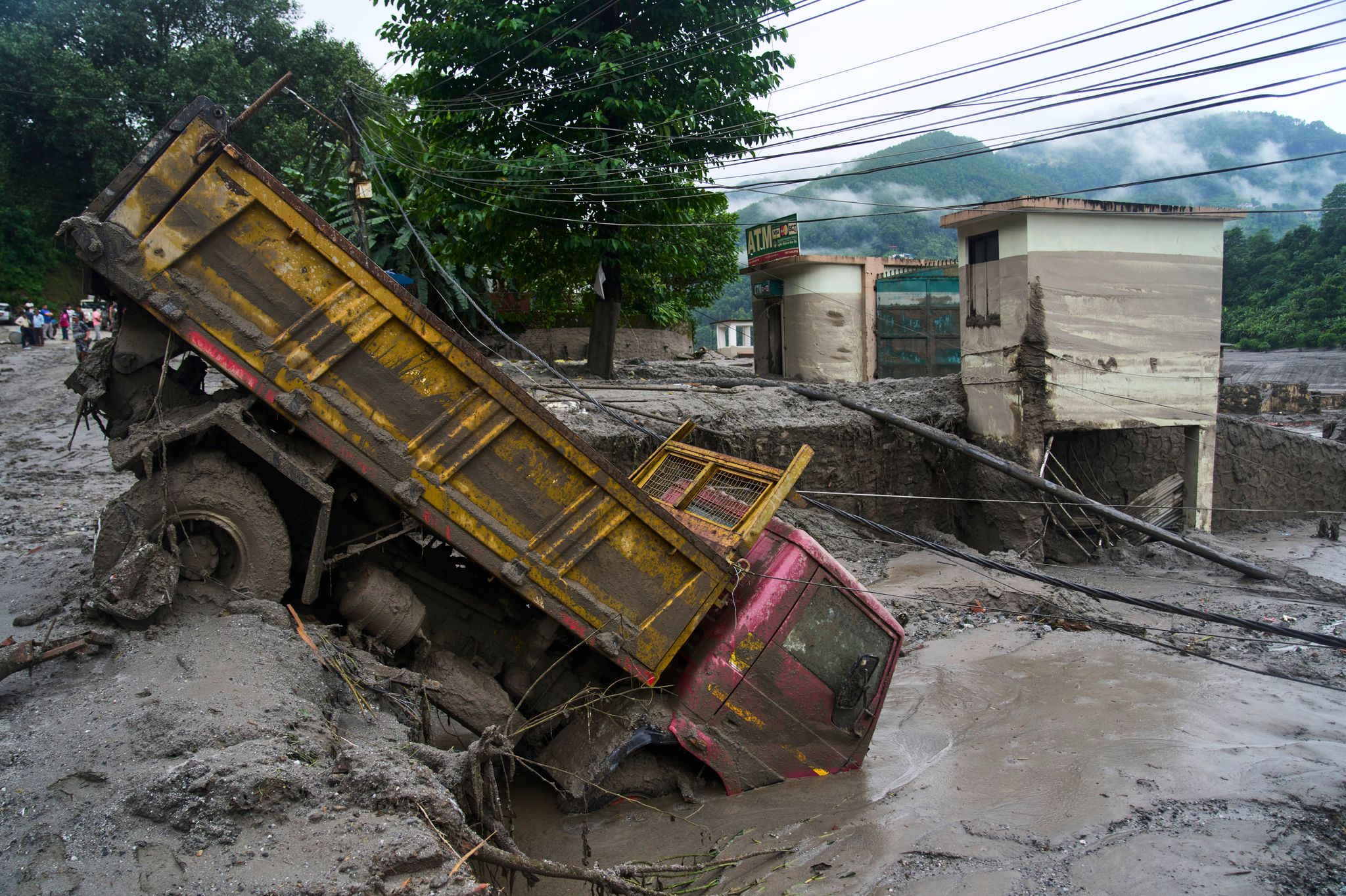 Scientists blame glacier collapse for Himalayan flash flood