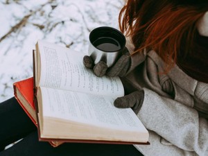 【厳選】「ブスだけど…」。私を抱きしめた彼が甘くささやいたクリスマス。10年過ごしても恋人になれなかった私たち…12月に読まれたエッセイ