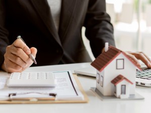 相続した実家をアパートに ７つの成功ポイント 市場調査から設備、返済比率などプロが解説