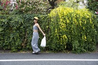 森脇梨々夏写真集『りりちゃんち』撮影：LUCKMAN
