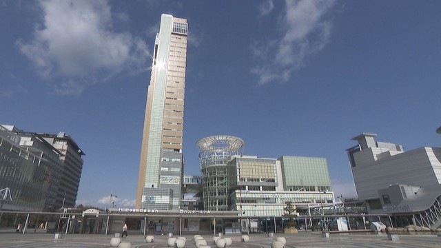 児童虐待・DV防止 高松シンボルタワーをオレンジ&パープルに点灯 香川