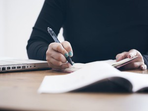 自分で作成できる！ 遺産分割協議書の書き方　ひな形・文例と一緒に解説　注意点や活用方法も紹介