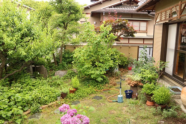 孫が駆け込み、近所の人が集う楽しみ 自立して暮らす家